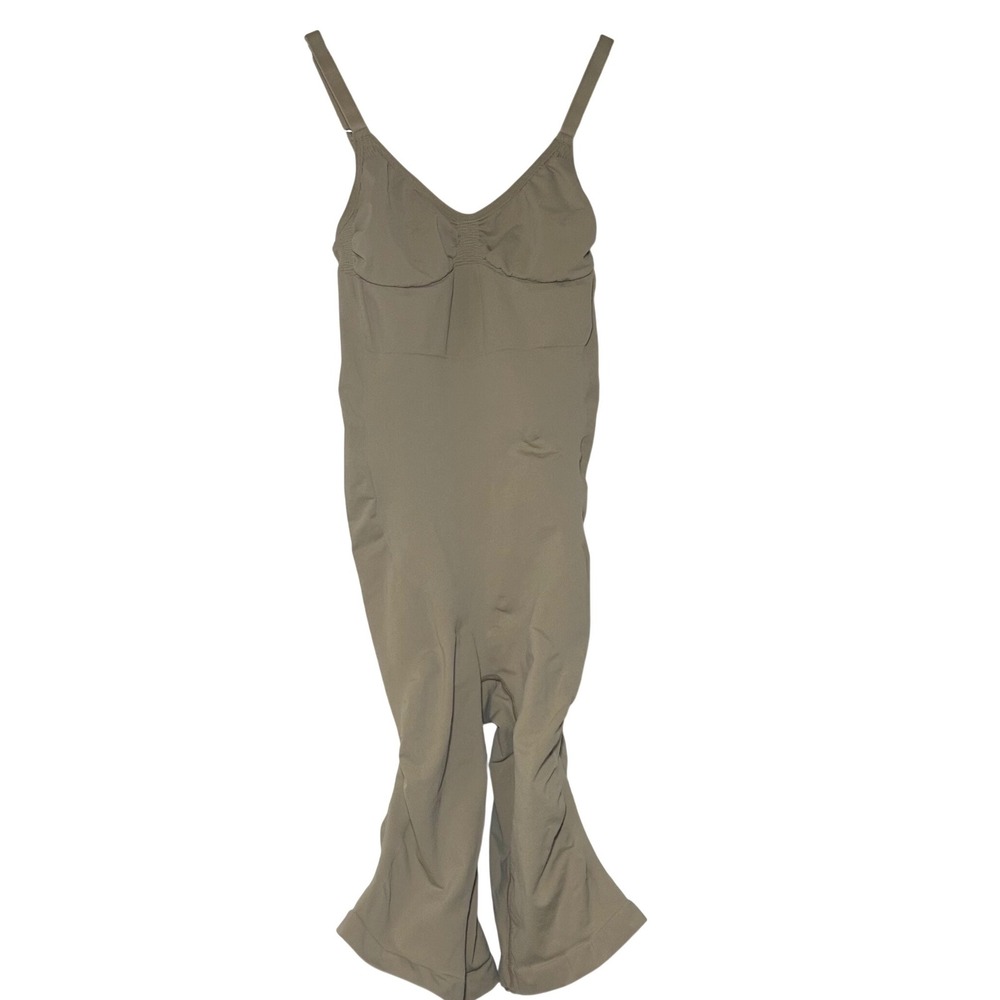 NWOT Quince Sculpting Mid-Thigh Bodysuit brown women's large shapewear